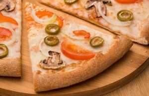 Горячая пицца за полчаса от Domino’s Pizza