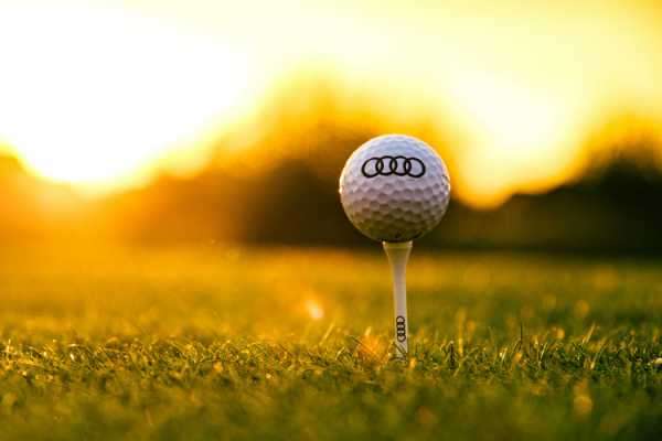 В Санкт-Петербурге и Тверской области пройдет турнир по гольфу Audi e-tron golf weekend