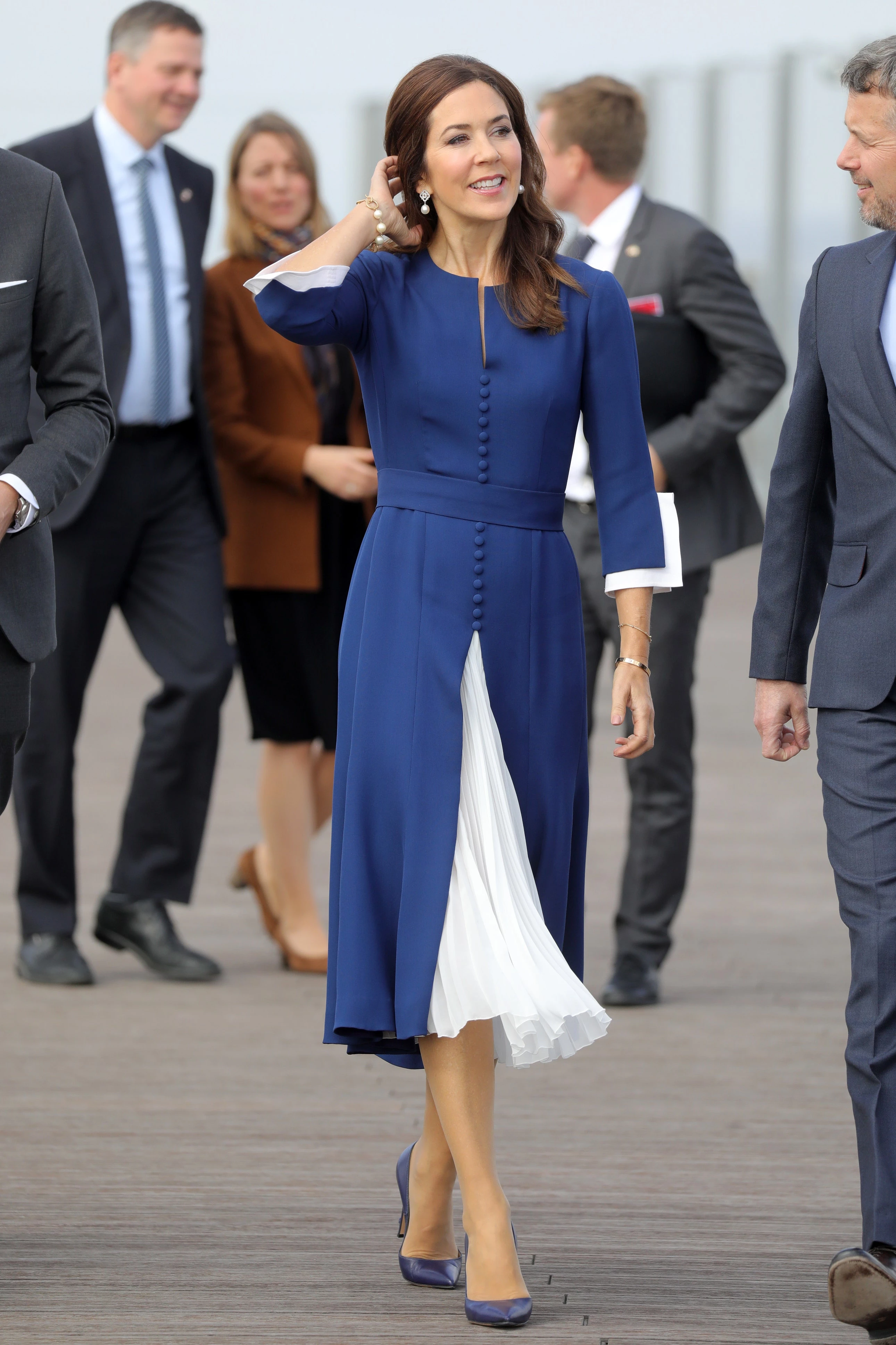 Жовтень 2019  Принцеса Мері одягнула два кольори французького прапору для поїздки наприкінці минулого року.5