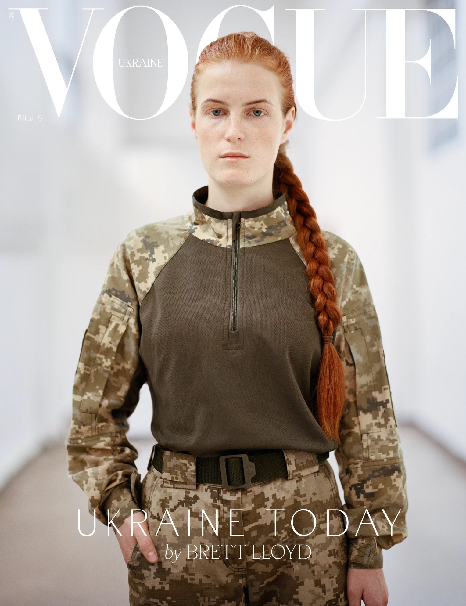Український Vogue перевипускає весняне число лімітованим накладом із військовою на обкладинці
