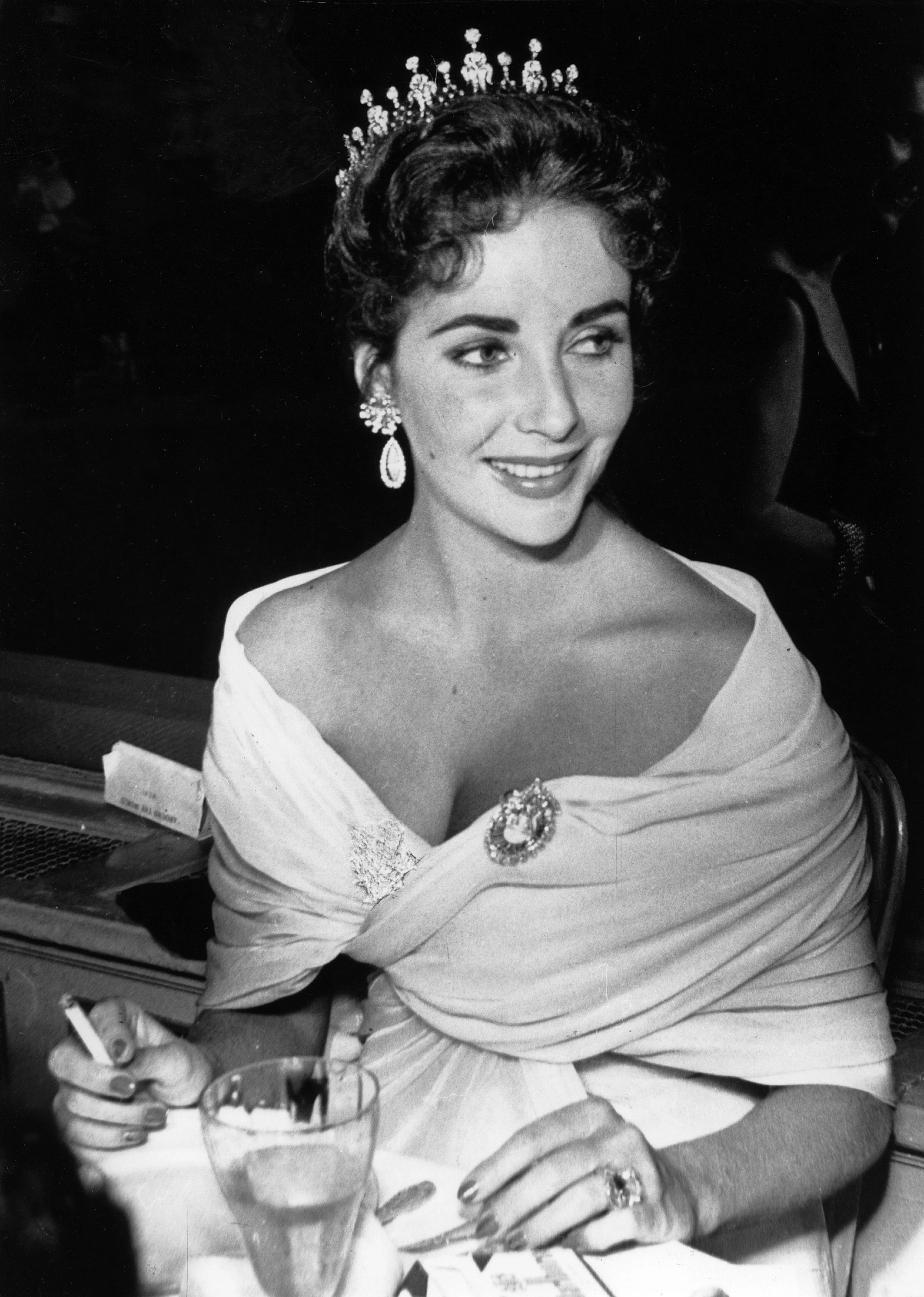 Елізабет Тейлор, 195712