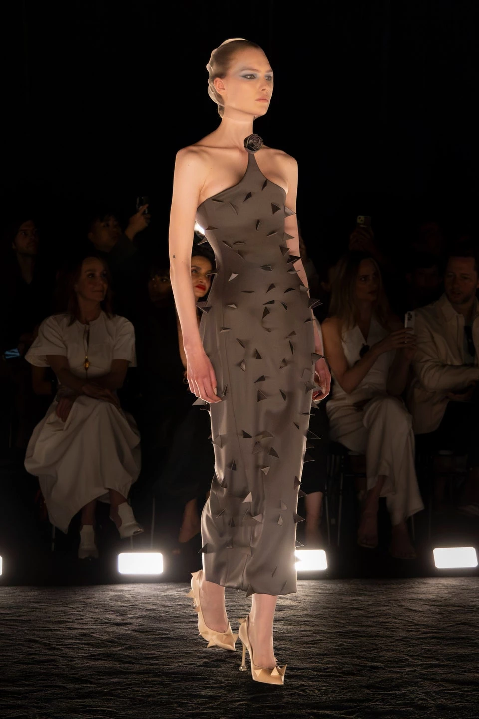 Schiaparelli Haute Couture осінь-зима 2024-20257