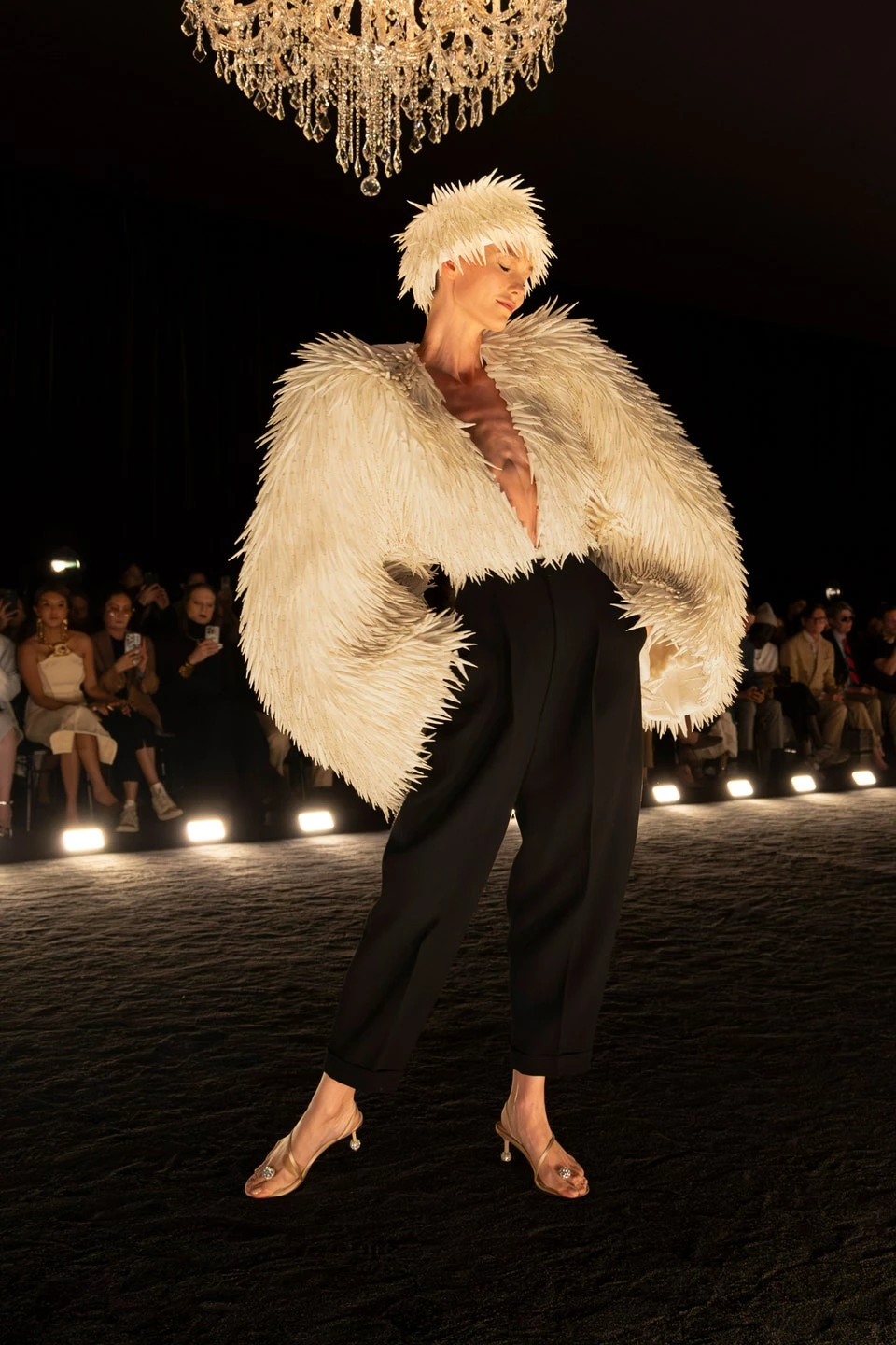 Schiaparelli Haute Couture осінь-зима 2024-202515
