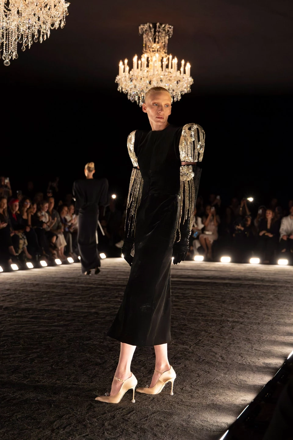 Schiaparelli Haute Couture осінь-зима 2024-20252
