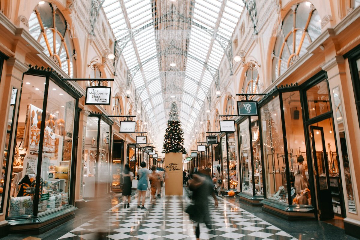 Перший безкоштовний Святвечір із забороною торгівлі. Що зміниться для працівників та підприємців?