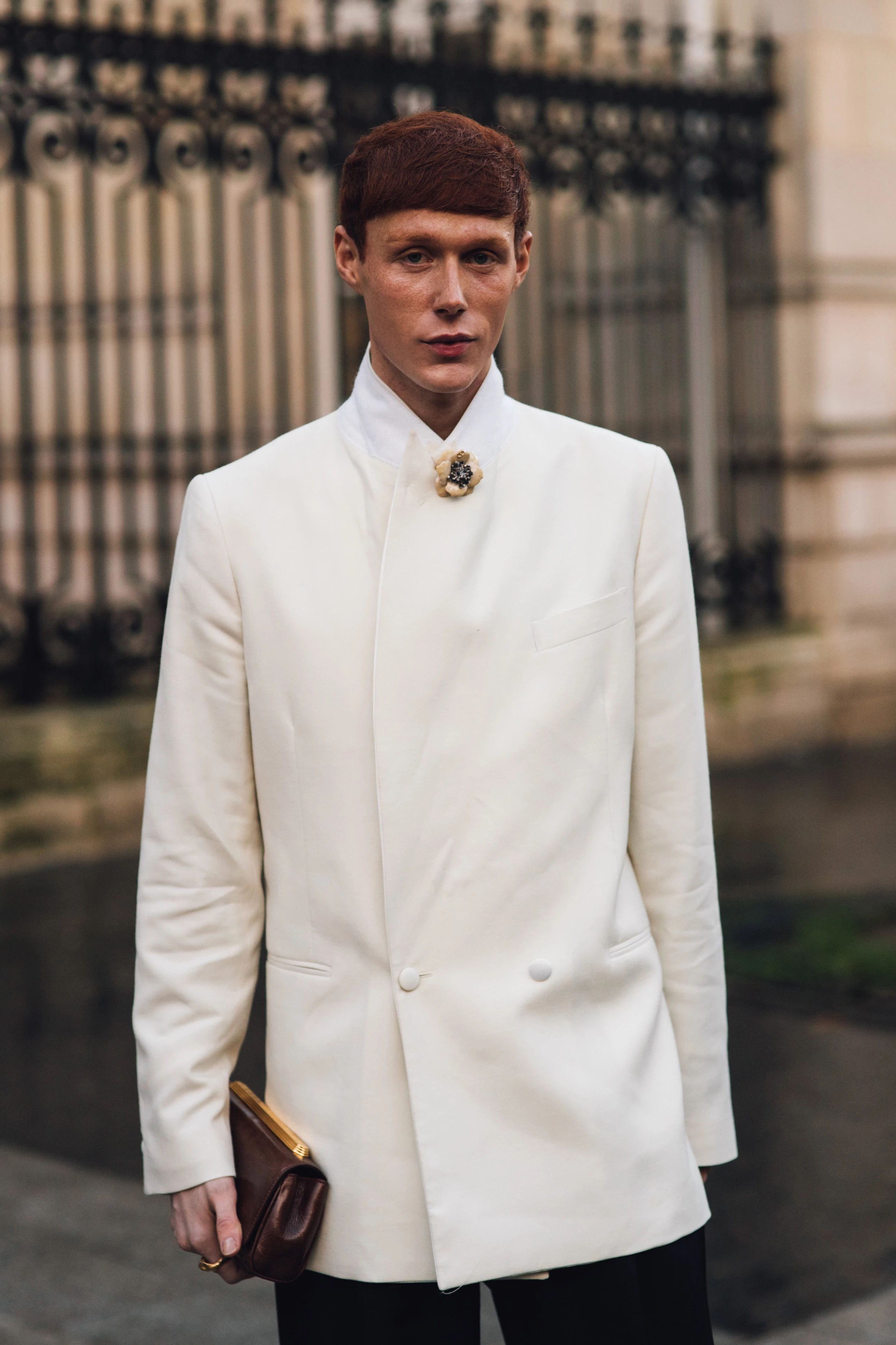 Вулична мода: найстильніші чоловіки з паризьких вулиць
16