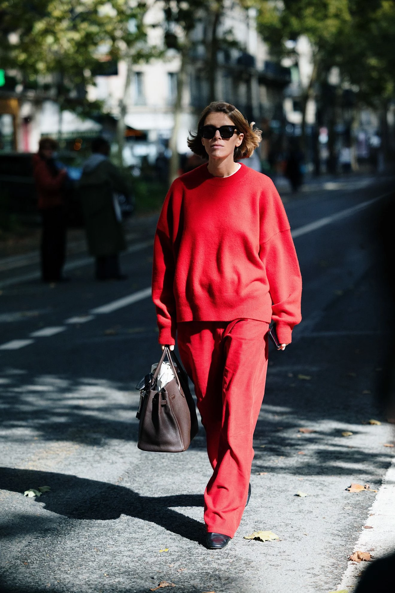 6 модних аргументів на користь того, що багряний джемпер – незамінна річ у вашій шафі
14