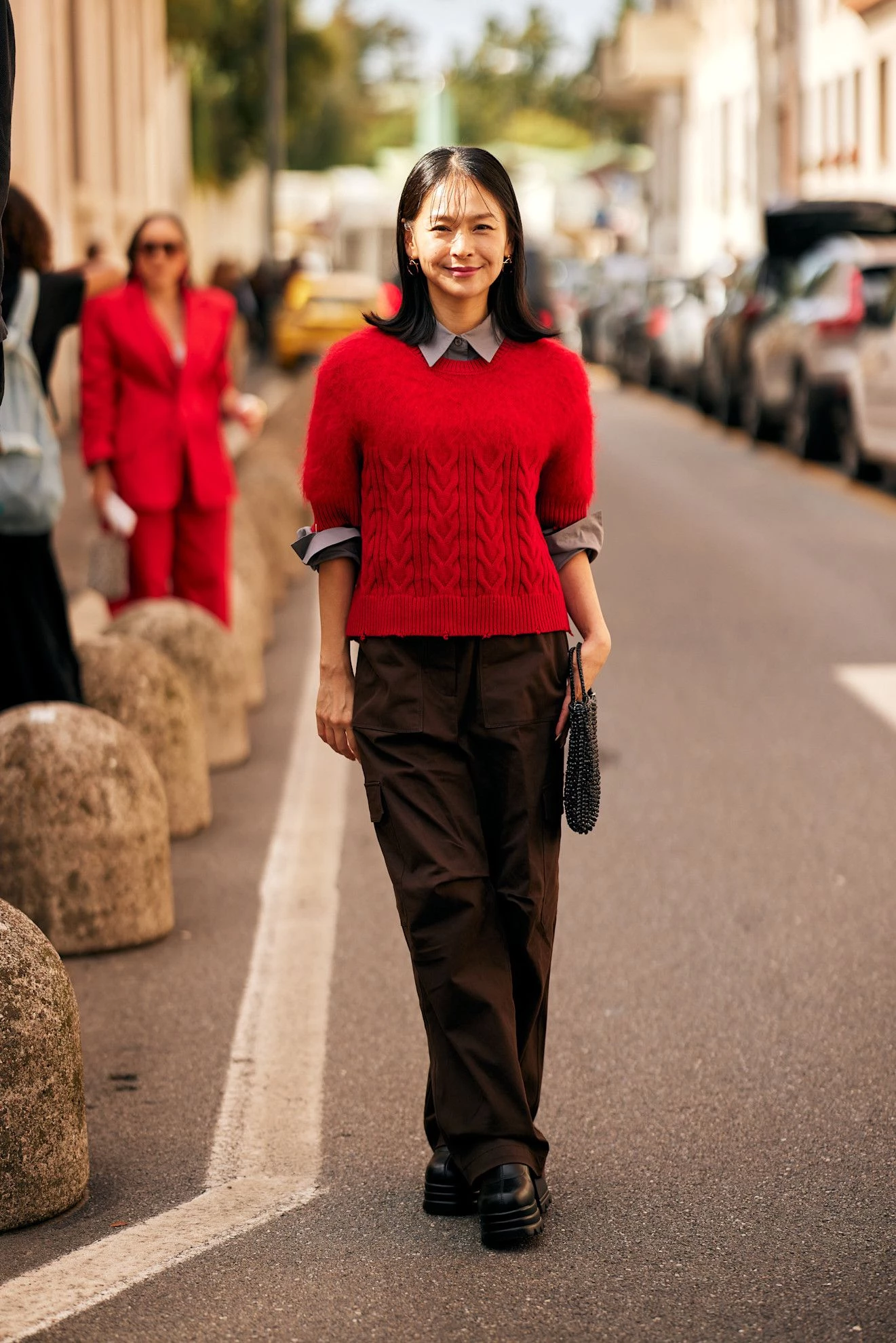 6 модних аргументів на користь того, що багряний джемпер – незамінна річ у вашій шафі
17