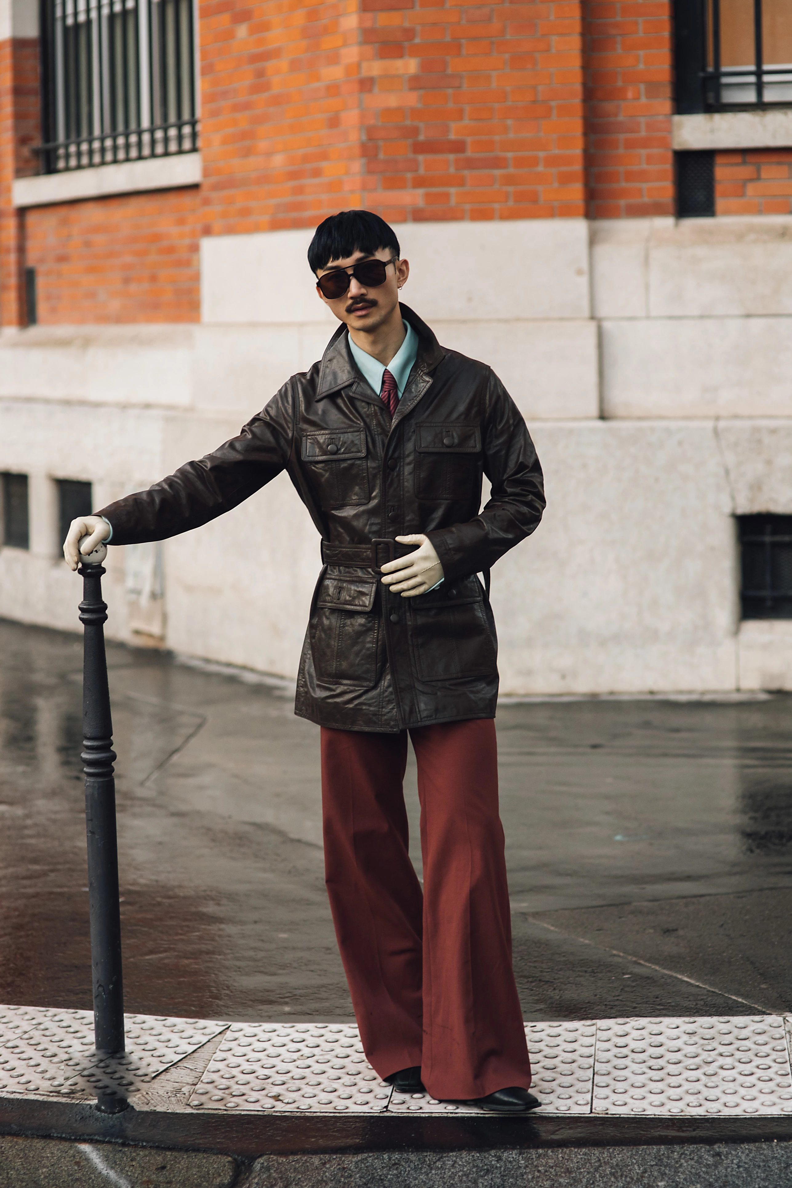 Вулична мода: найстильніші чоловіки з паризьких вулиць
24