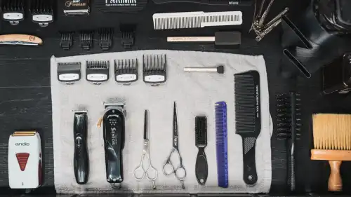 Не лише нова стрижка: які інфекції можна отримати в перукарні (і як захиститися)