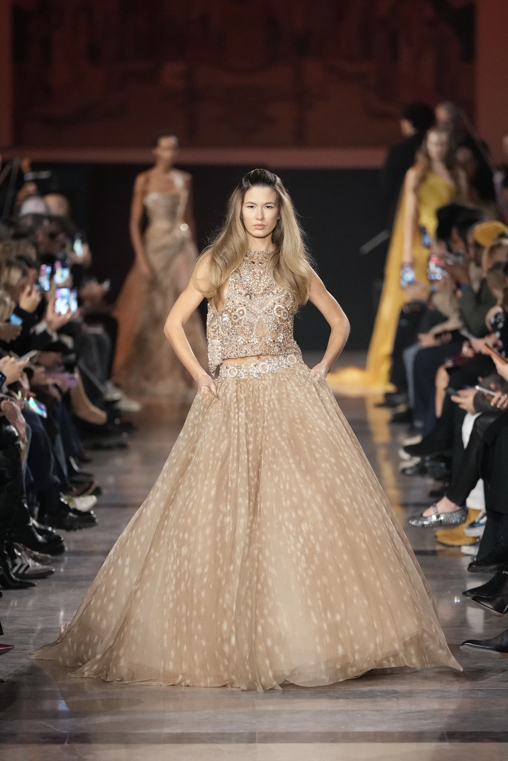 Епоха розквіту: кутюрна лінія Elie Saab, весна-літо 2026
3