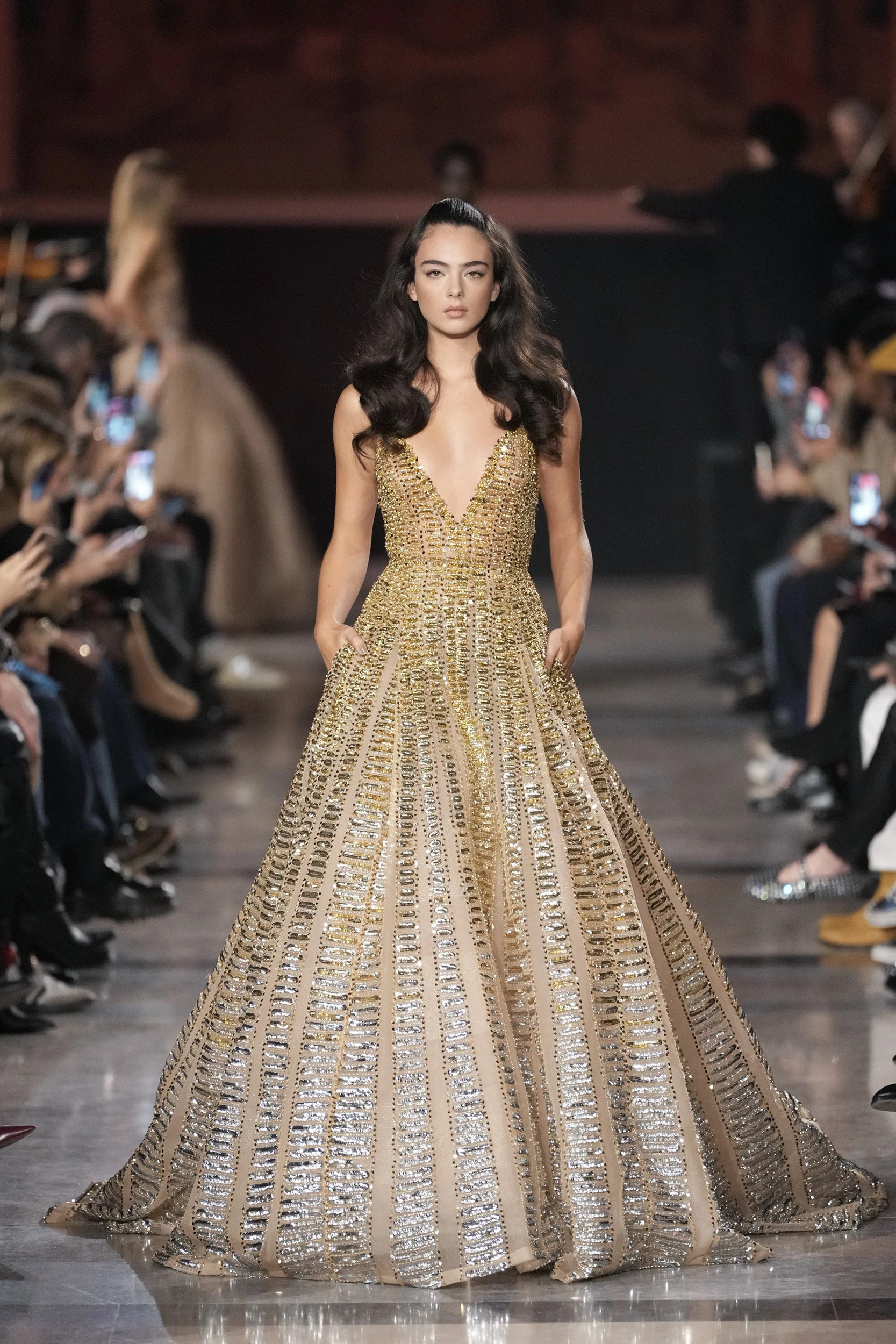 Епоха розквіту: кутюрна лінія Elie Saab, весна-літо 2026
4