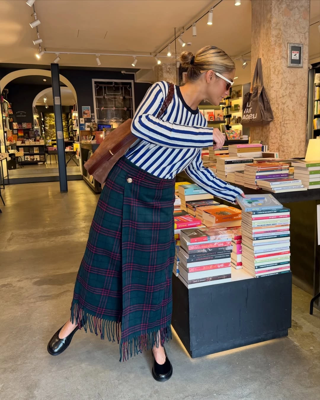 Instagram @caetanaba1