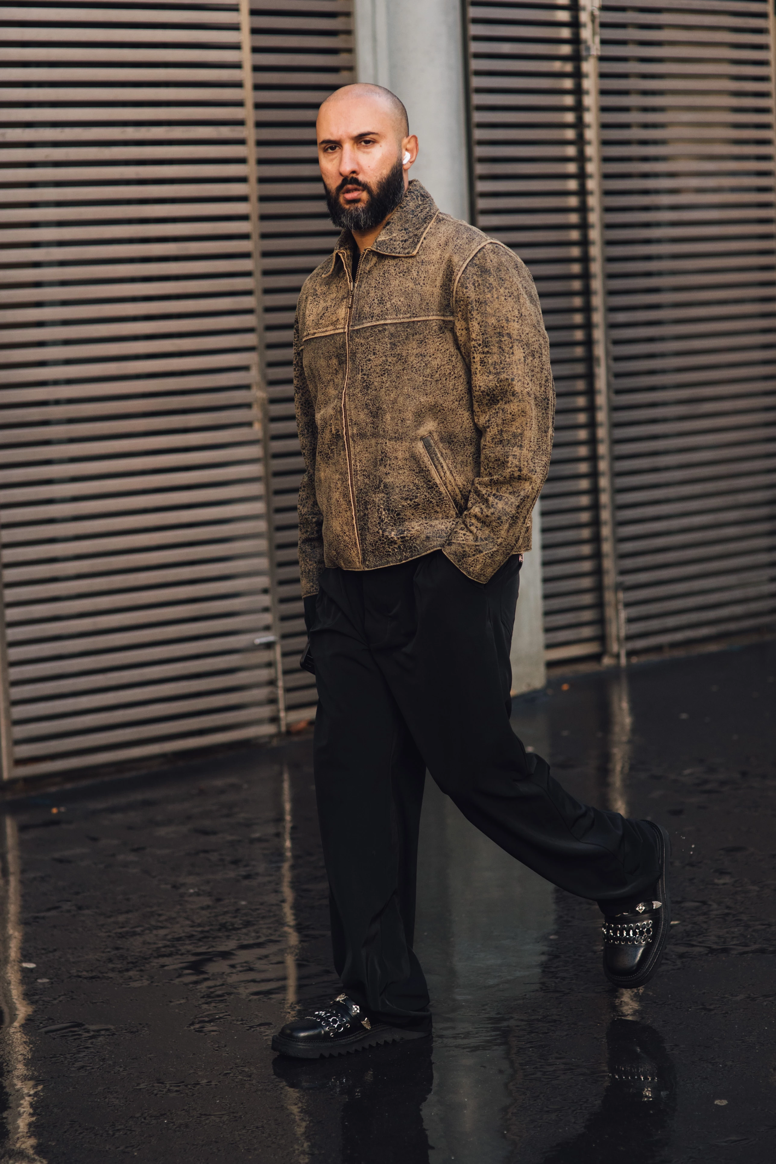 Вулична мода: найстильніші чоловіки з паризьких вулиць
26