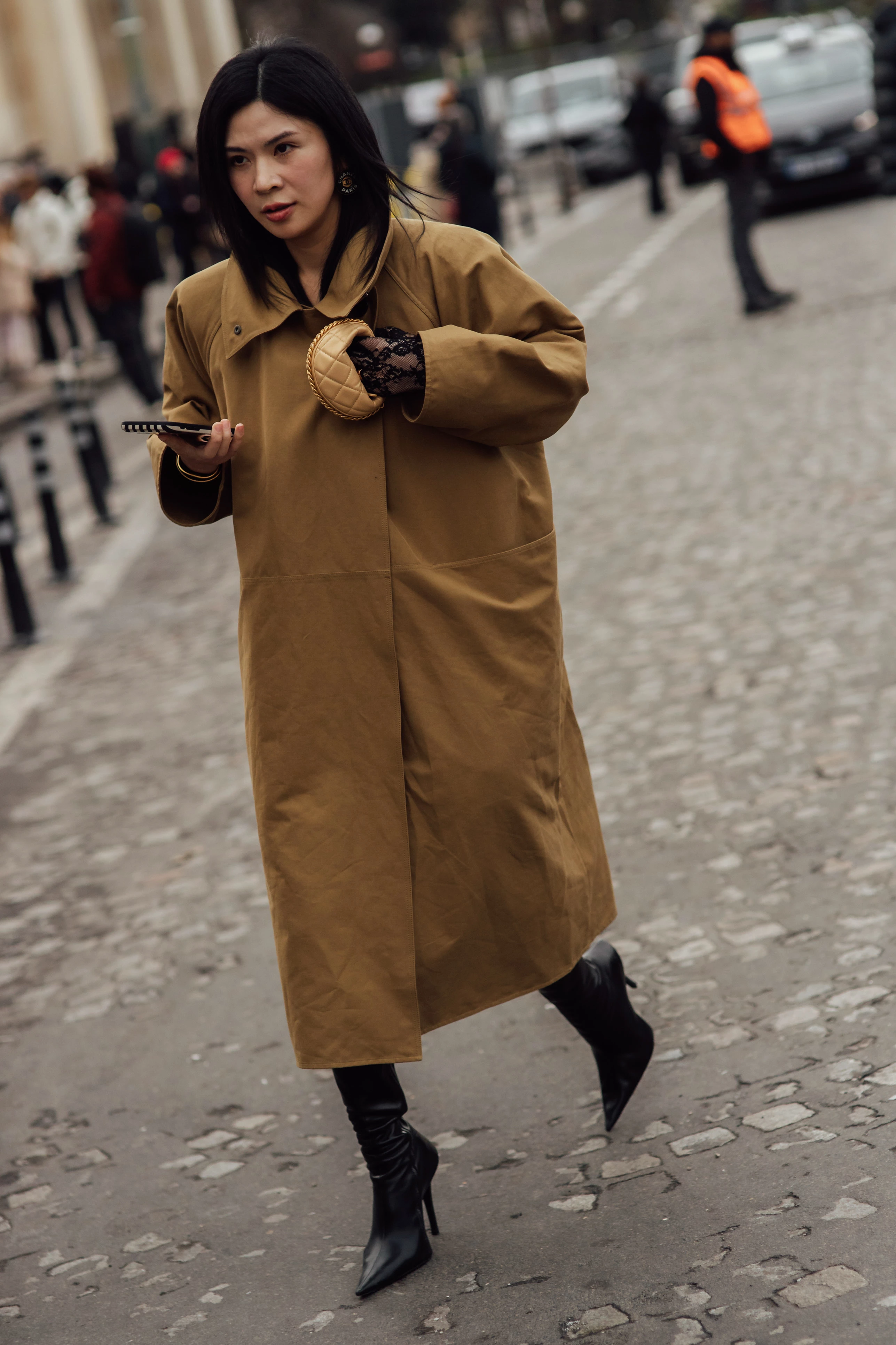 Вуличний стиль: що носять на Тижні моди haute couture
20