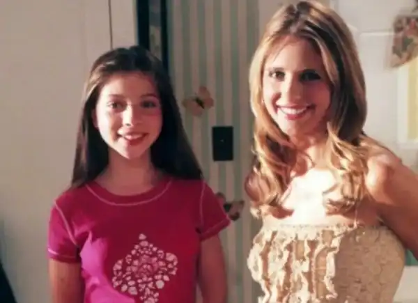 Сара Мішель Геллар вшанувала пам'ять Мішель Трахтенберг зворушливим постом