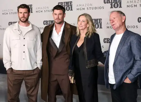 Всі Хемсворти у зборі: Ліам та Кріс вийшли на килимову доріжку з&hellip;