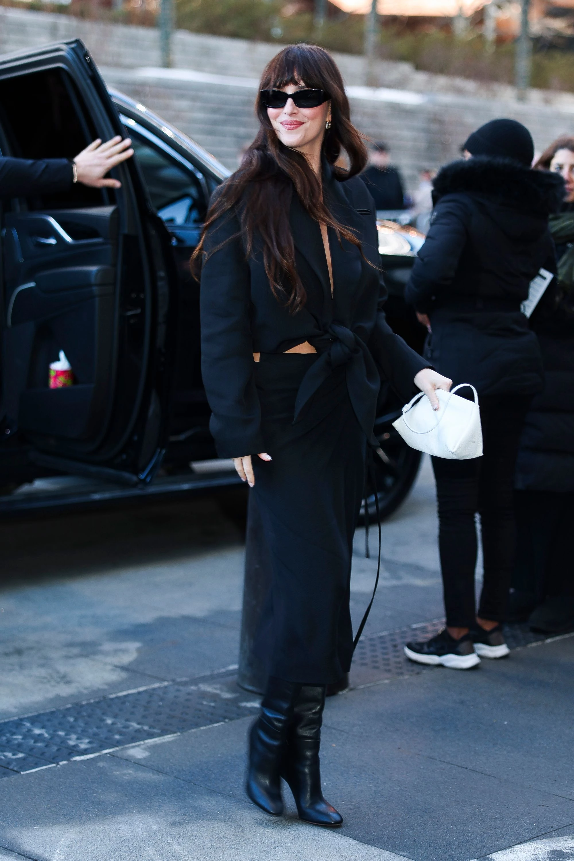 Дакота Джонсон0