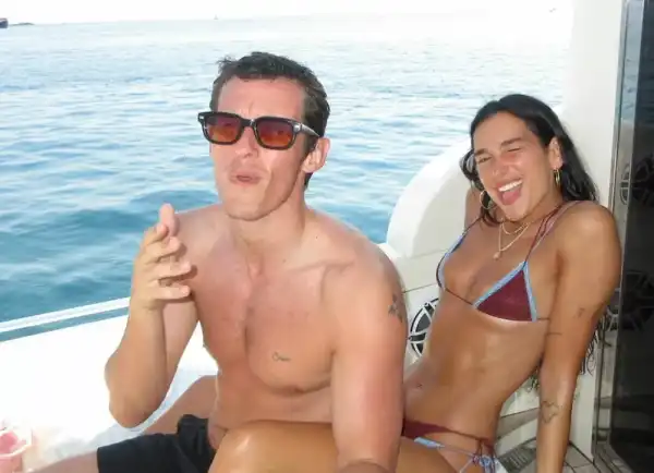 Дуа Ліпа ніжно привітала нареченого із 36-річчям