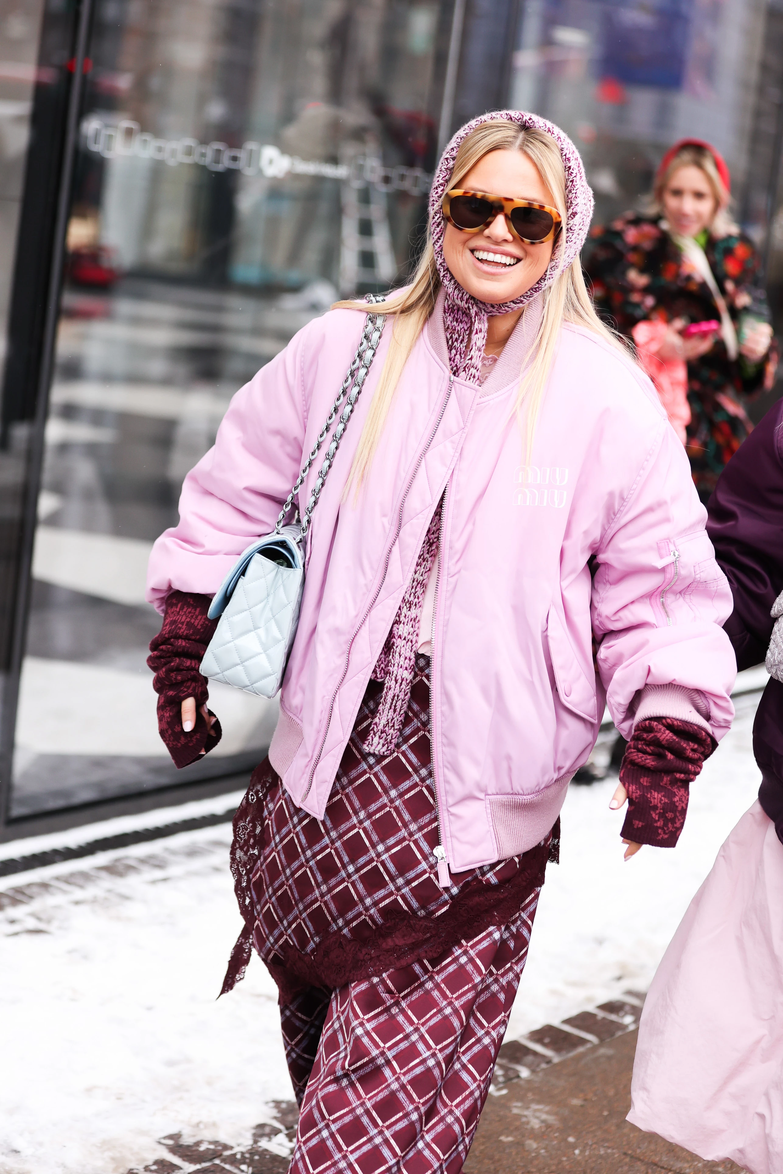 Стильні головні убори зими: вибір скандинавських інфлюенсерів
0