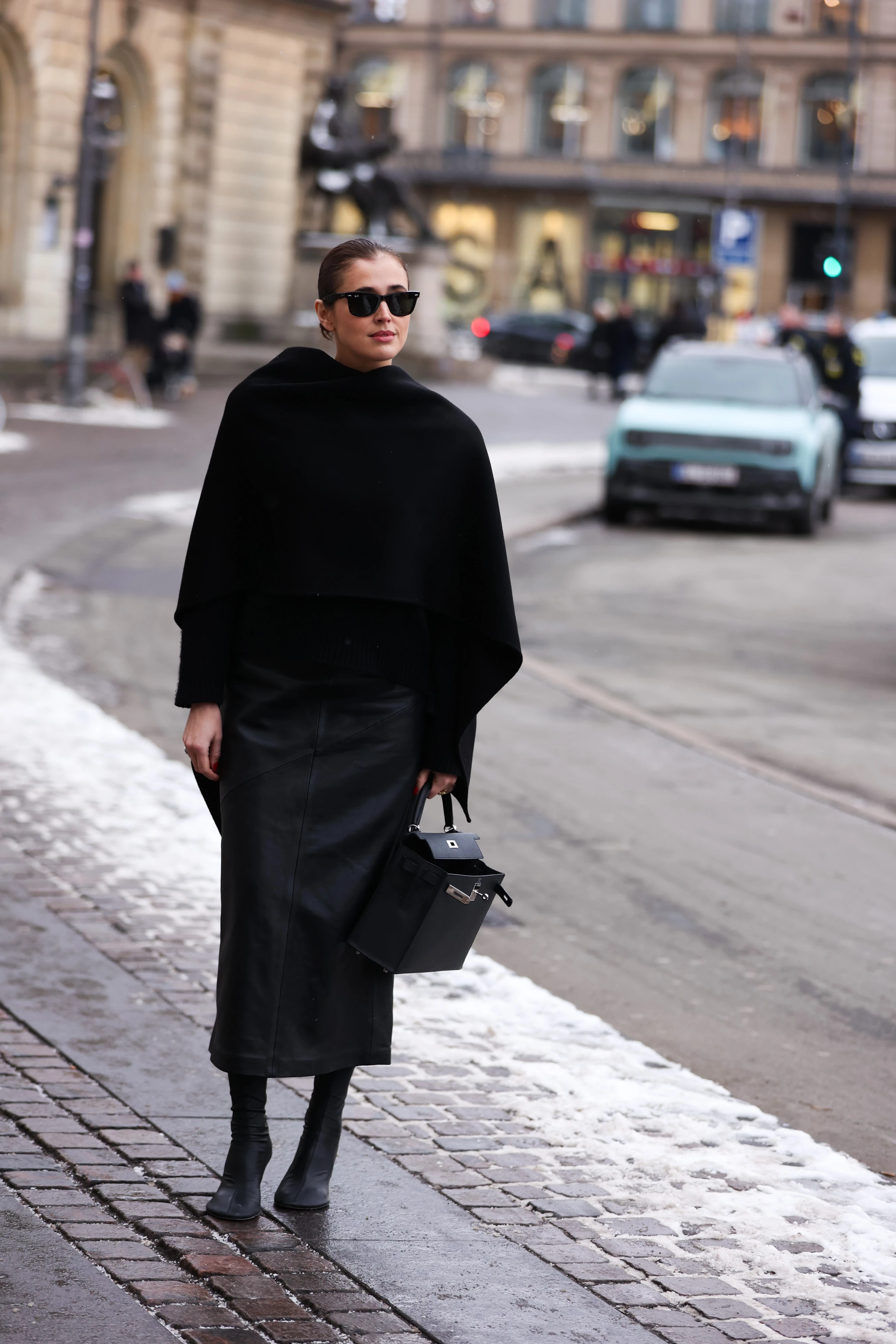 Вулична мода: стильні образи дівчат з Копенгагена
3