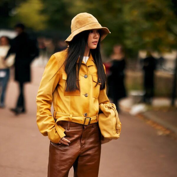 Франція не відмовляється від Шеїна. Готується часткова блокада китайського гіганта.