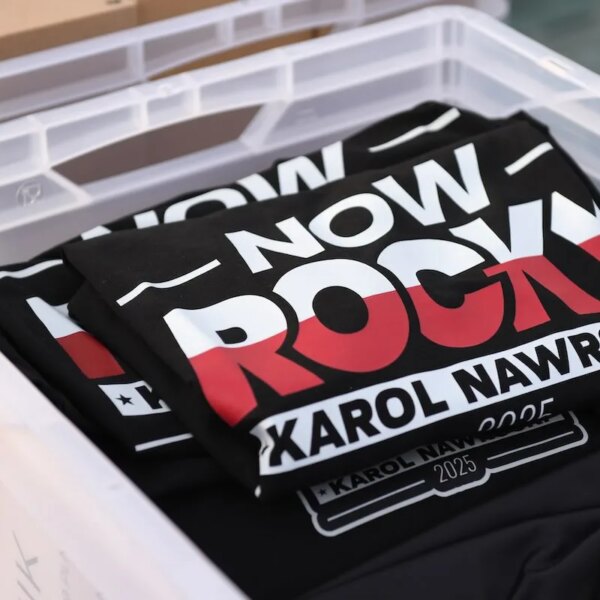 Скандал навколо бренду одягу Nowrocky. Компанія видаляє фотографії з президентом&hellip;