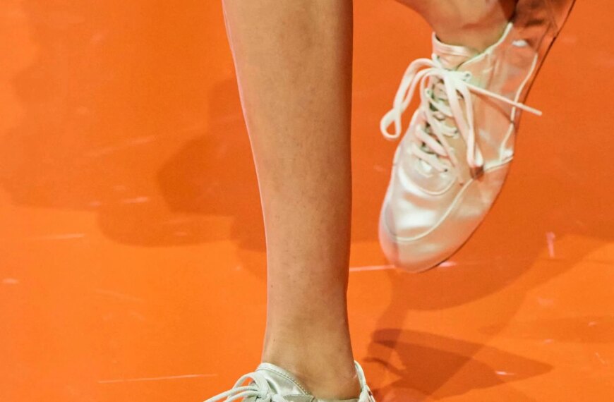 Тенденції кросівок 2026: 6 головних стилів із показів мод