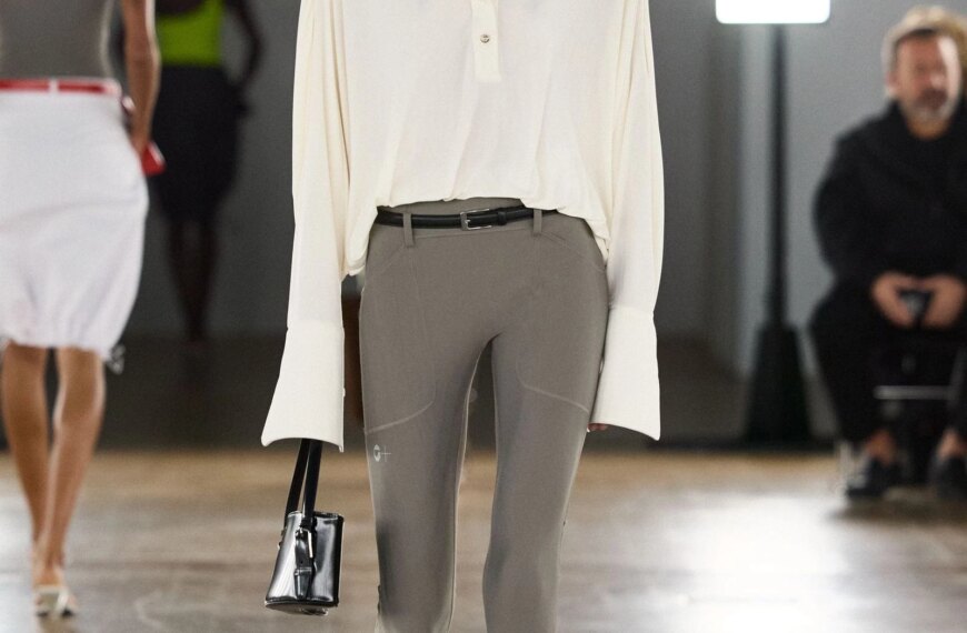 Недооцінка стала фатальною: обтислі джинси — сенсаційне відродження у 2026