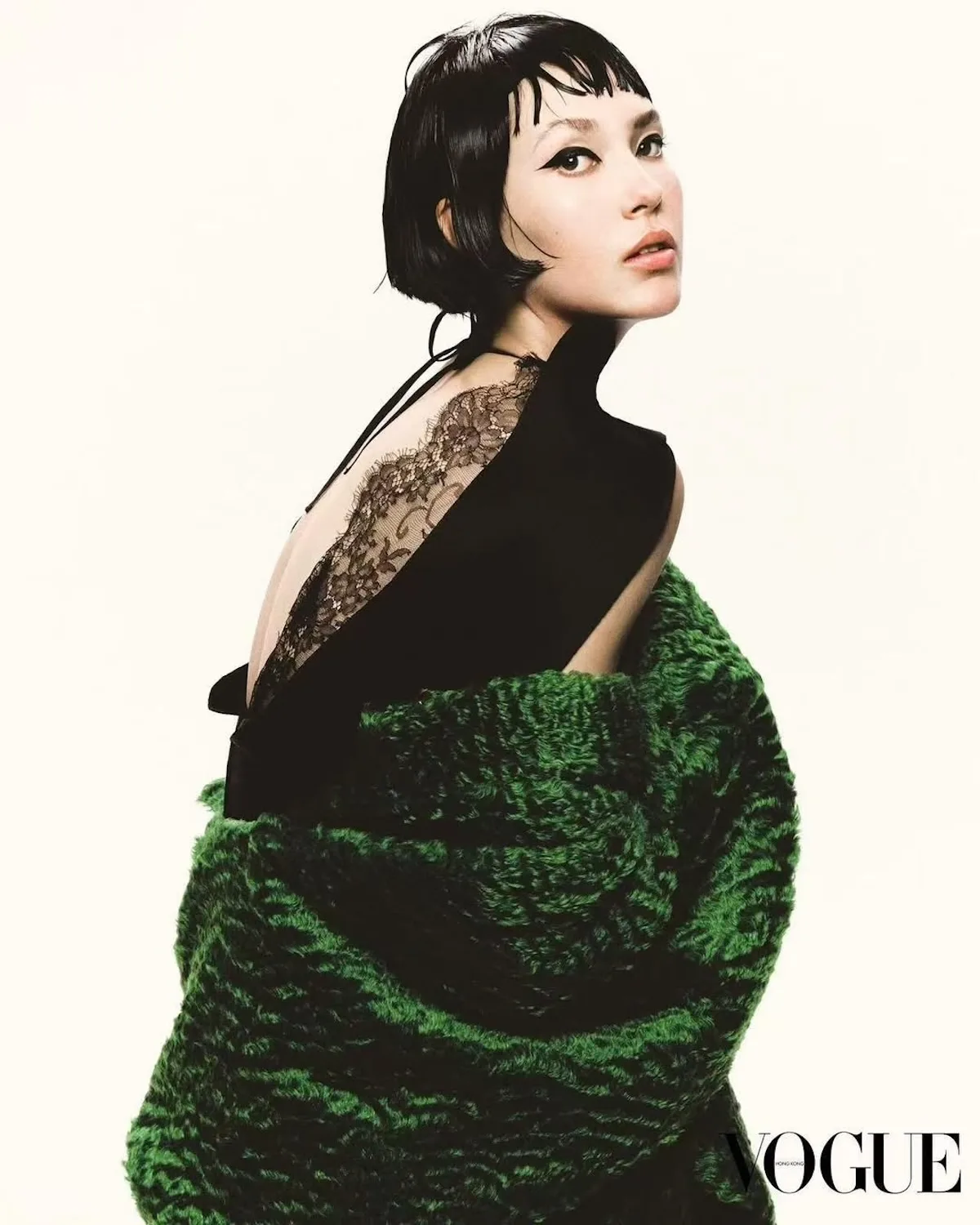 Ейлін Гу у фотосесії для Vogue Hong Kong