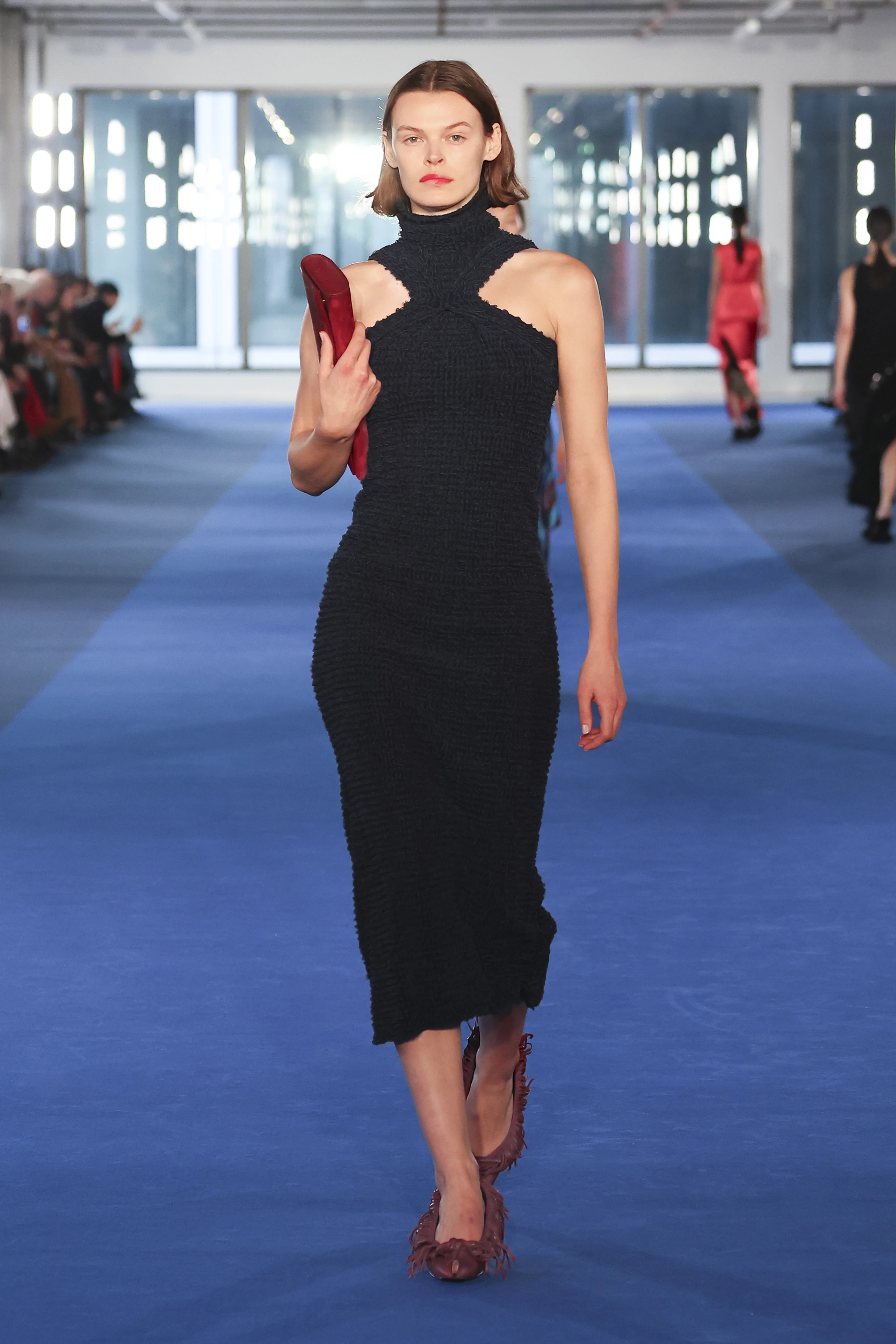 Початок епохи: перша колекція Рейчел Скотт для Proenza Schouler осінь-зима 2026/2027
15