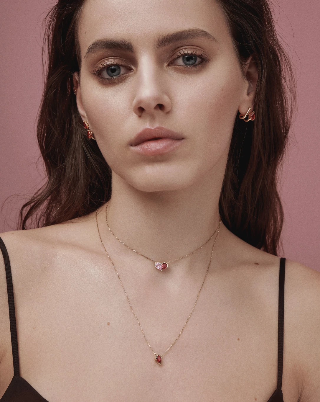 Коштовна симфонія почуттів: SOVA розкриває лінійку із синтетичними сапфірами3