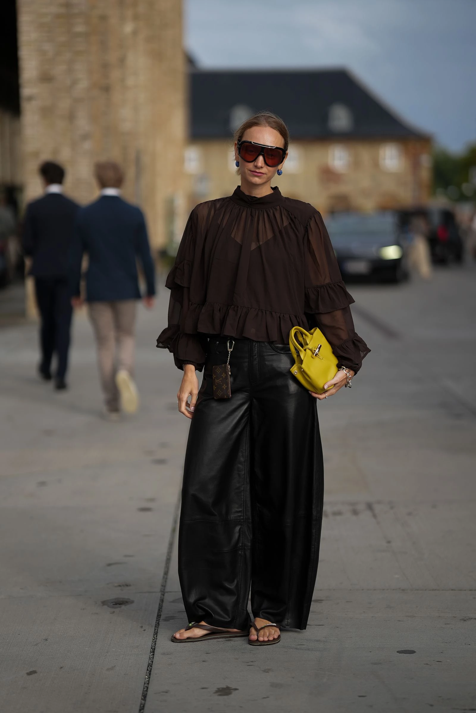 Новий модний силует: тренд на barrel.
5