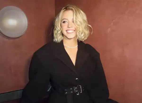 Сідні Суїні закрила продюсерську студію, яку заснувала з колишнім нареченим