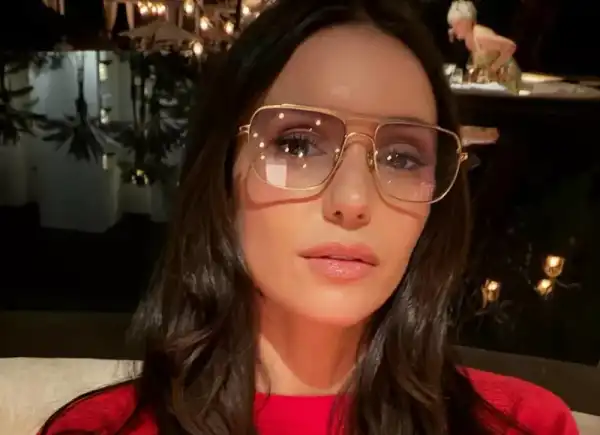 Ніна Добрев поділилася гарячими кадрами з Мексики