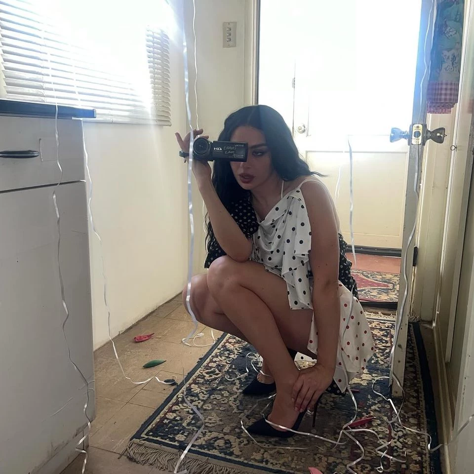 Photo: @charli_xcx 0