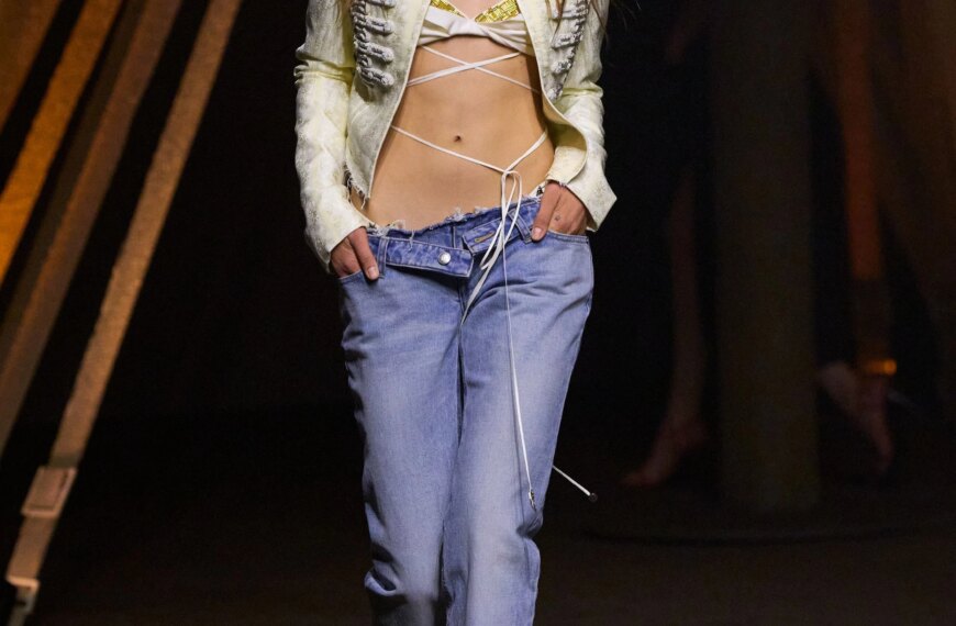 5 джинсових must-have для вашого гардеробу