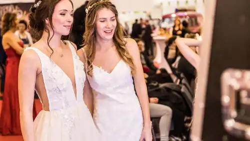 Весільні вимоги до одягу гостей — це просто обурливо…