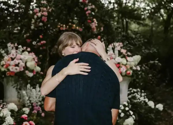 Наречений Тейлор Свіфт розсекретив подробиці їхньої весільної програми