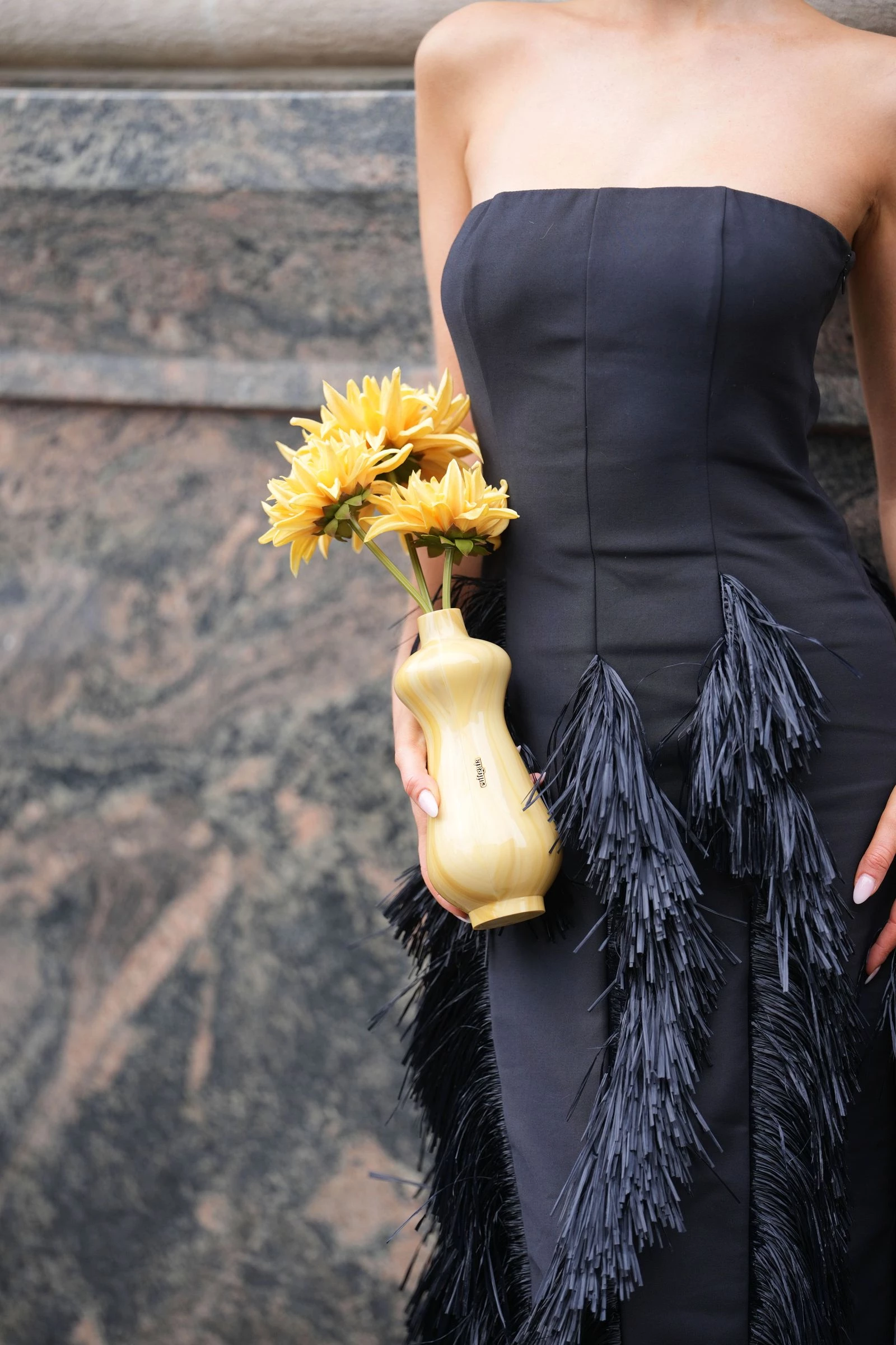 Зловлені в об'єктиви: найгарячіші сумки з модних показів (і вони не про зручність)
4