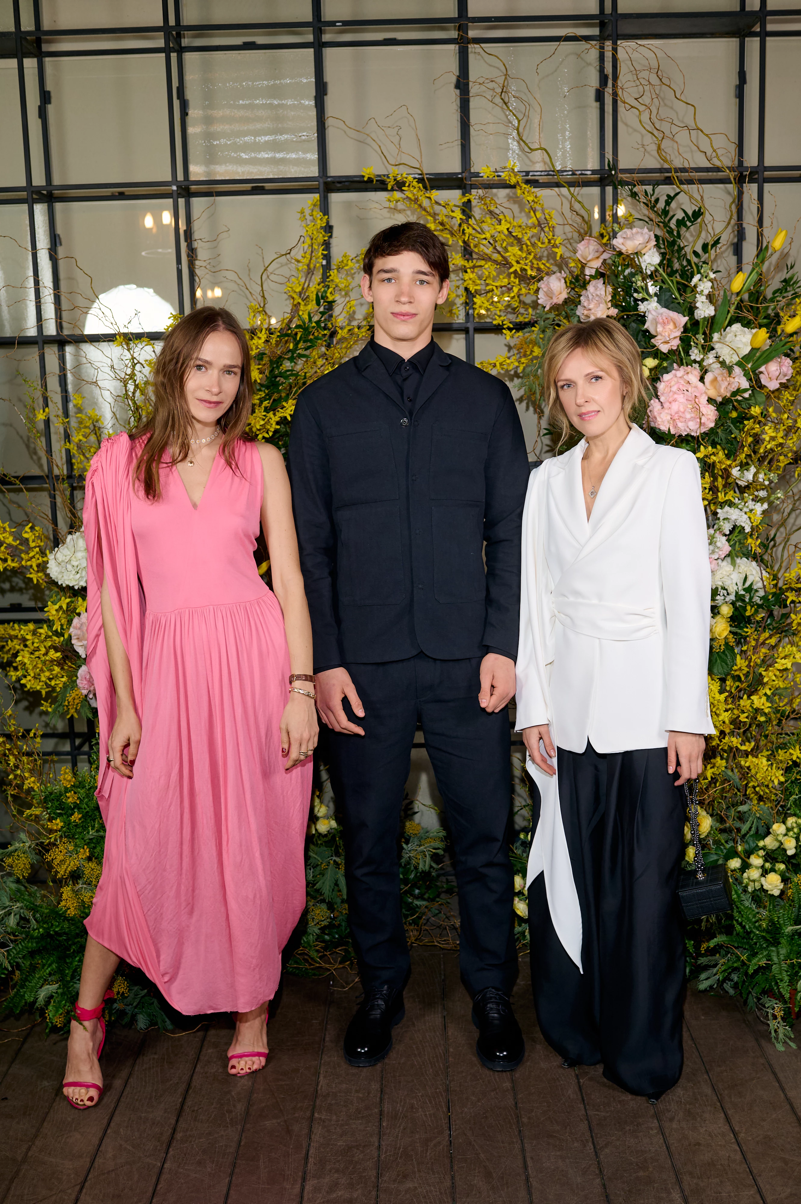 Надія Шаповал, Єгор Якушенко, Юлія Костецька0