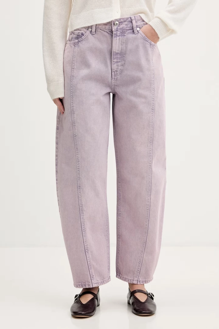 Найстильніші джинси сезону: народження нової класики
9