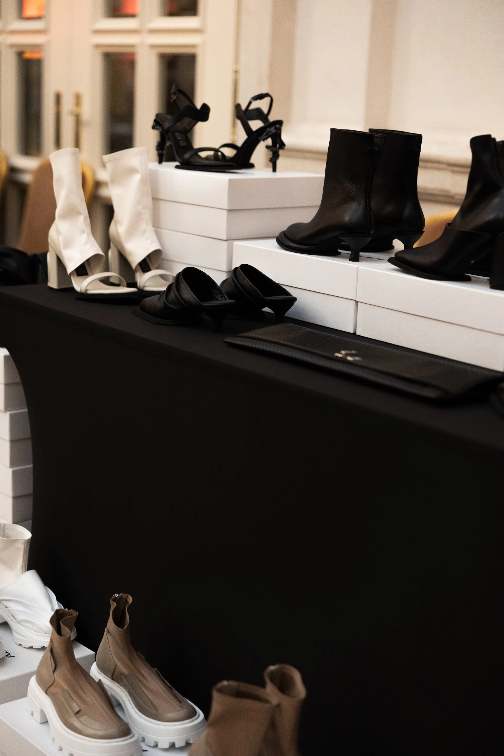 Fairmont Charity Market: Підсумки ярмарку українських брендів
6