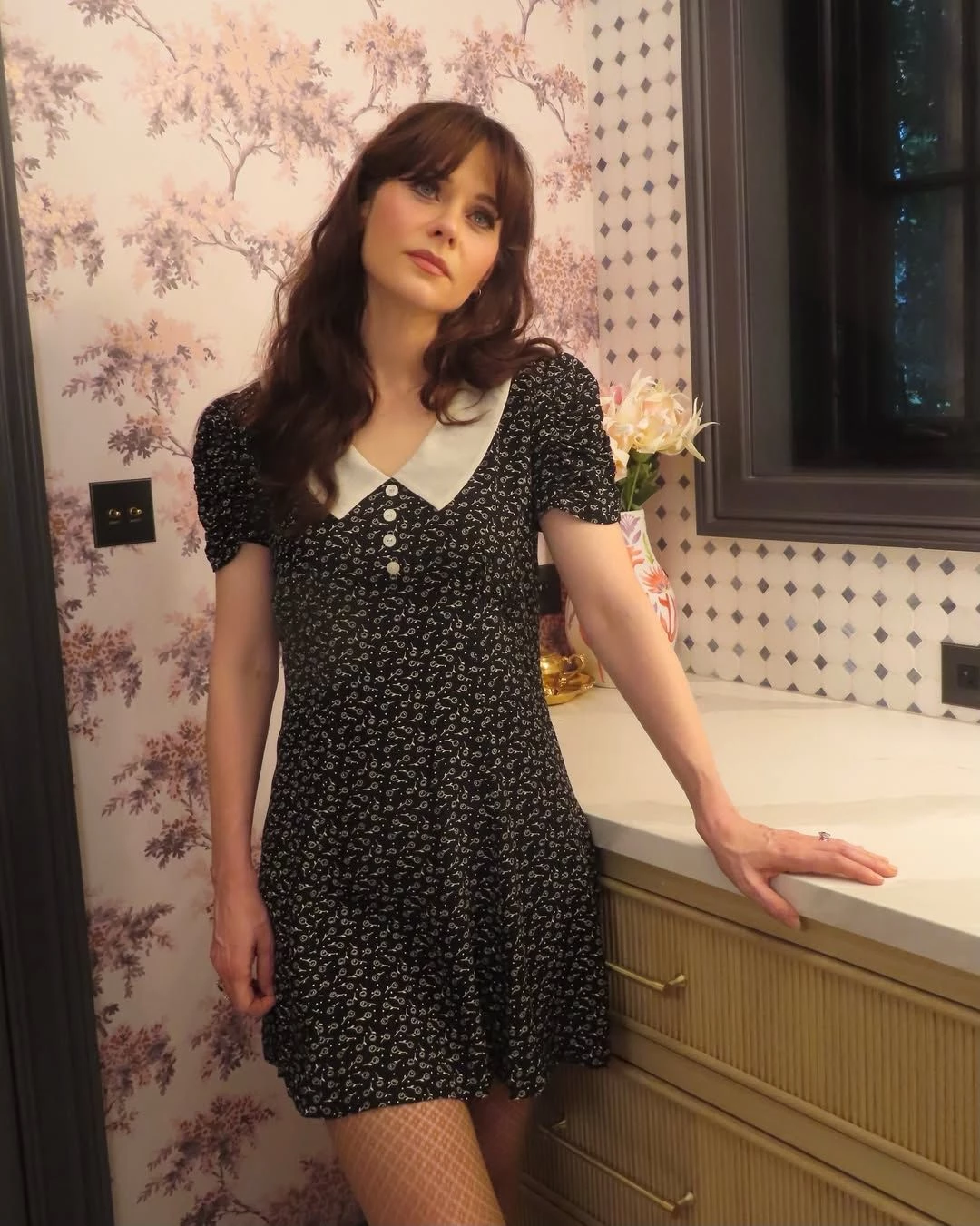 Photo: @zooeydeschanel 1