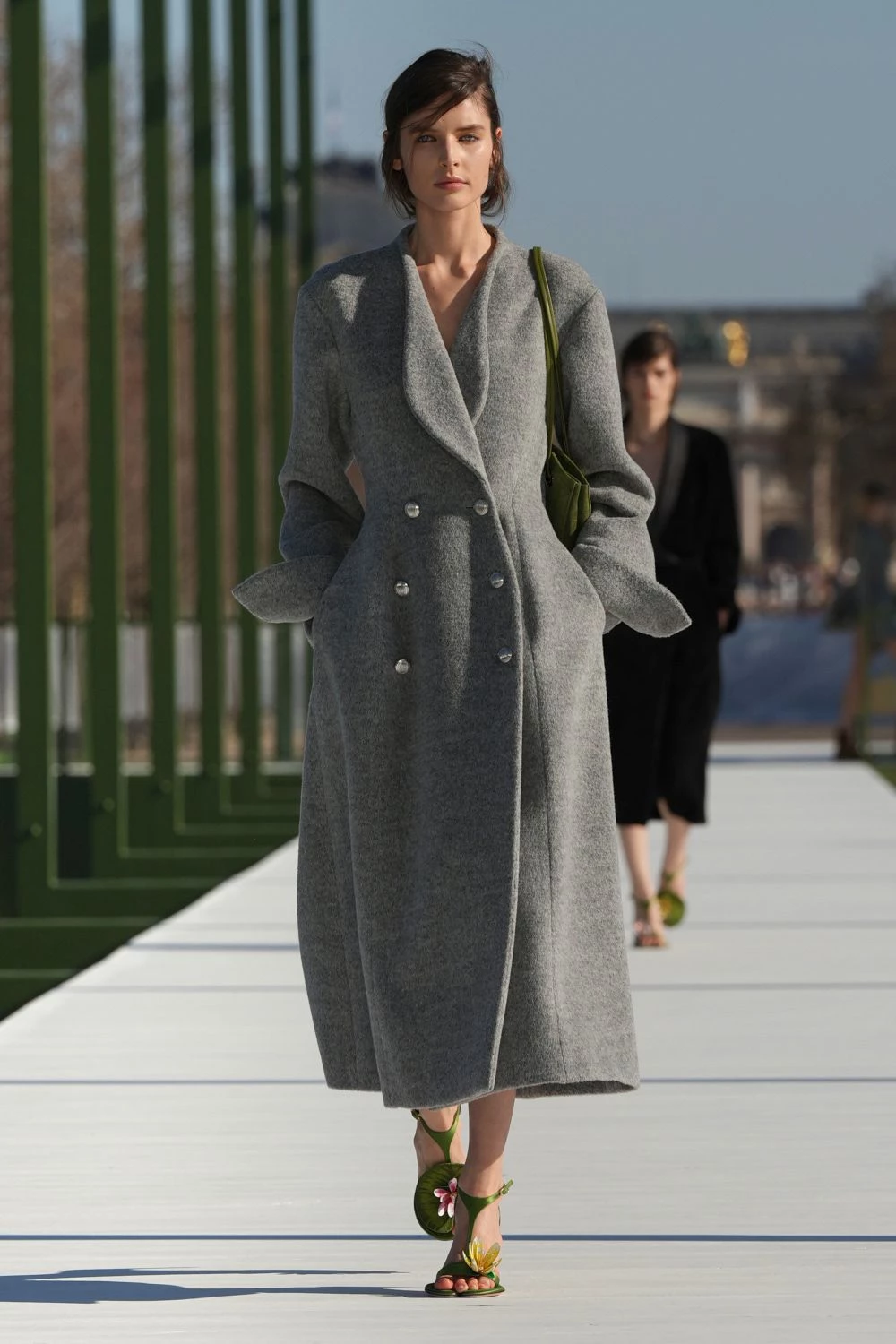 Dior, сезон осінь-зима 2026/2027: презентовано свіжу збірку від Джонатана Андерсона
19