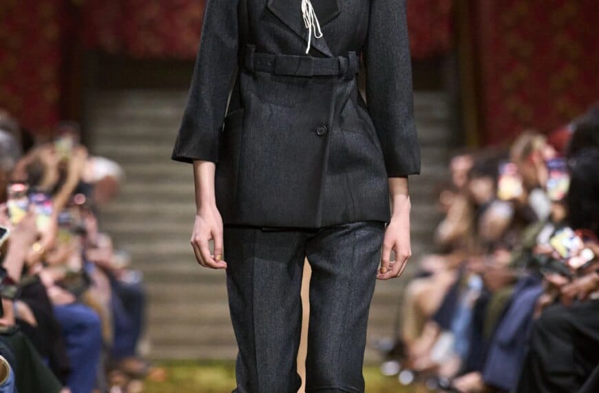 Miu Miu, осінь-зима 2026/2027: свіжа збірка, мінімалістський погляд Міуччі Прада.