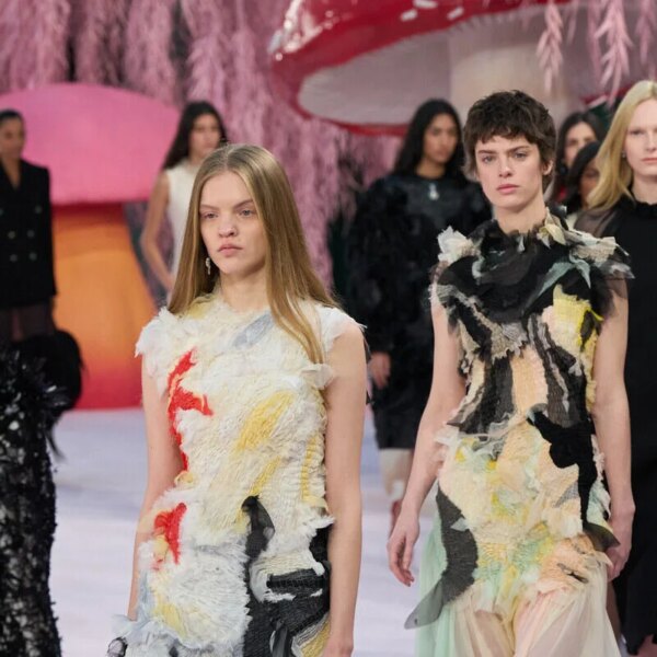 Тиждень моди в Парижі осінь-зима 2026 вже тут. Перегляньте розклад…