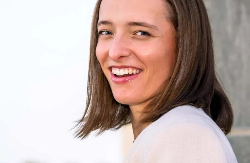 Іга Свёнтек робить ще один крок за межі суду. Вона стала генеральним&hellip;