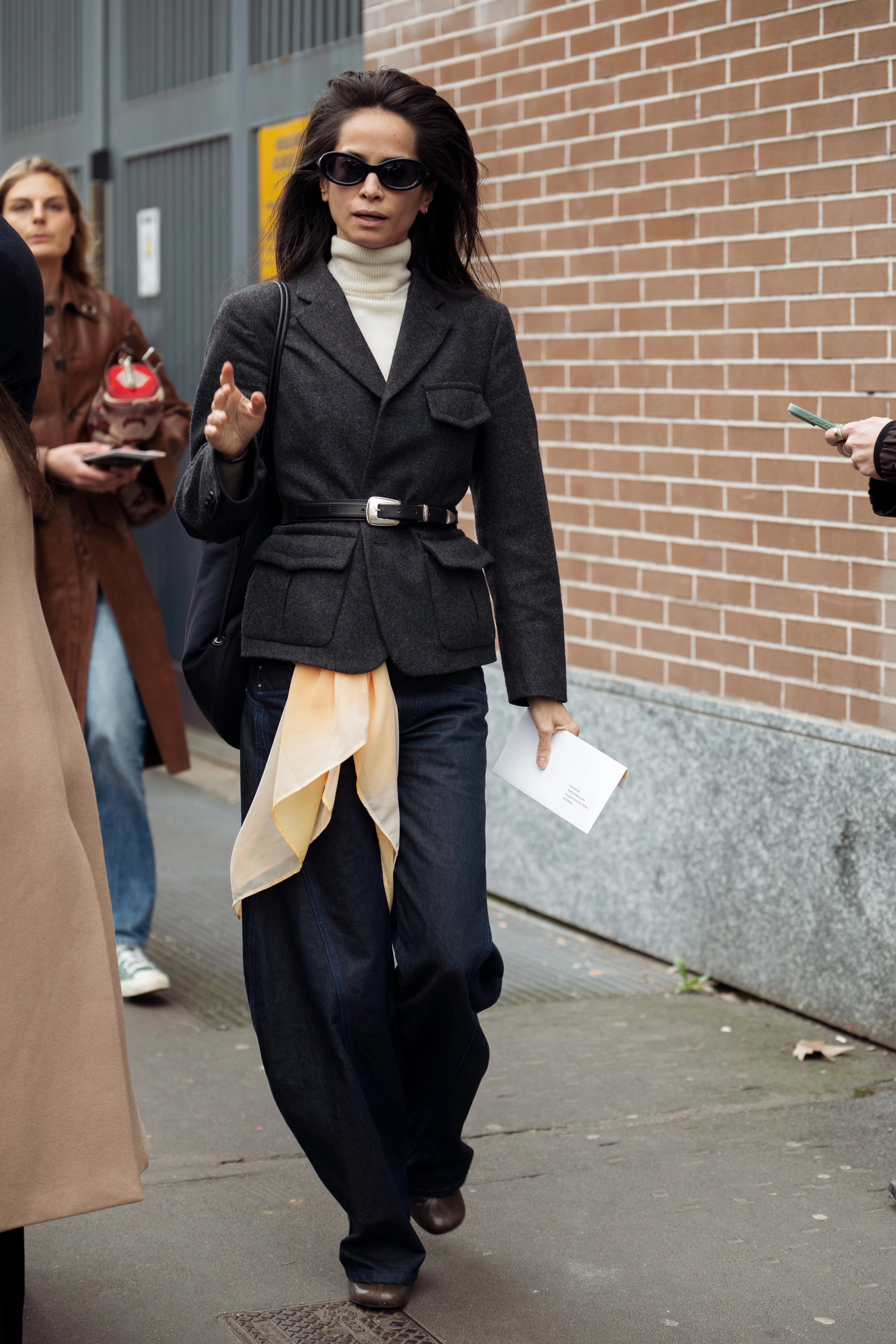 Найстильніші джинси сезону: народження нової класики
1