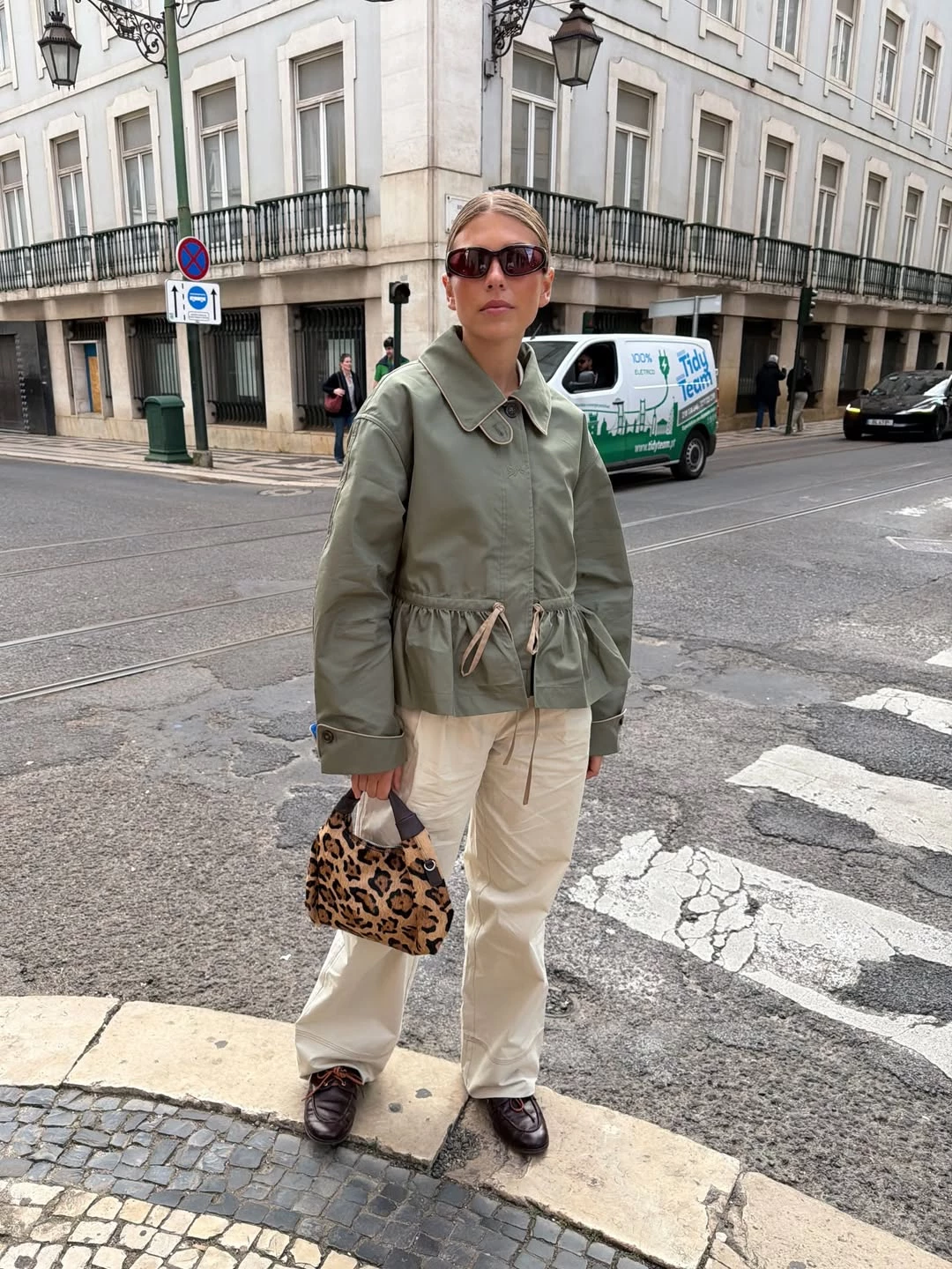 Instagram @ritamontezuma4